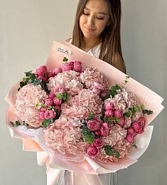 Букет "Эйприл" М