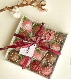 Клубничный бокс "Ягодка"