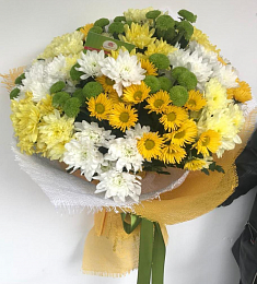 Прекрасный букет "Солнечное утро" из хризантем 